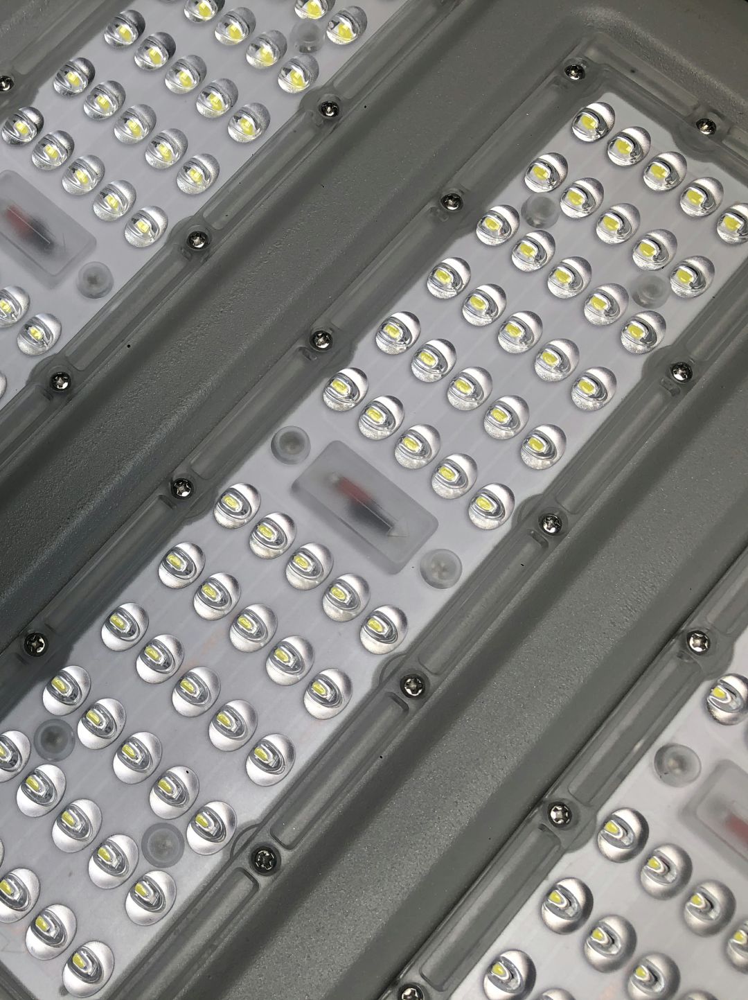 335-337一體化路燈